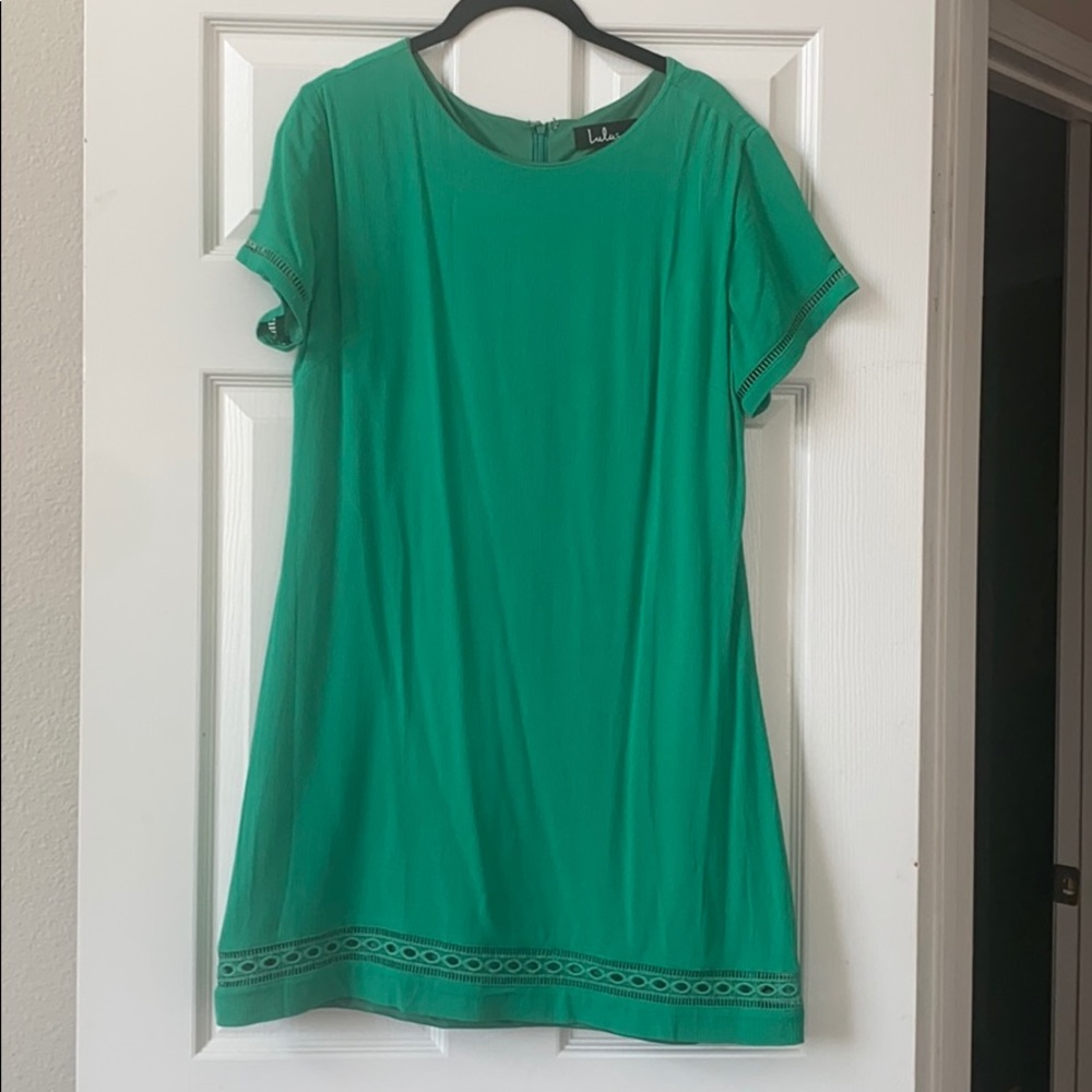 Women’s green dress from Lulu’s